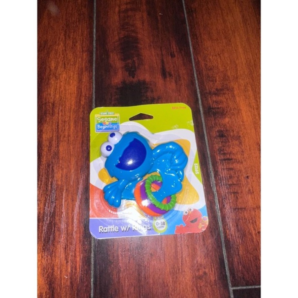 Sesame Street Beginnings Cookie Monster Rattle with Rings BPA Free 0-18 Months